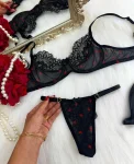 CONJUNTO ROMANCE BICOLOR NEGRO CON ROJO